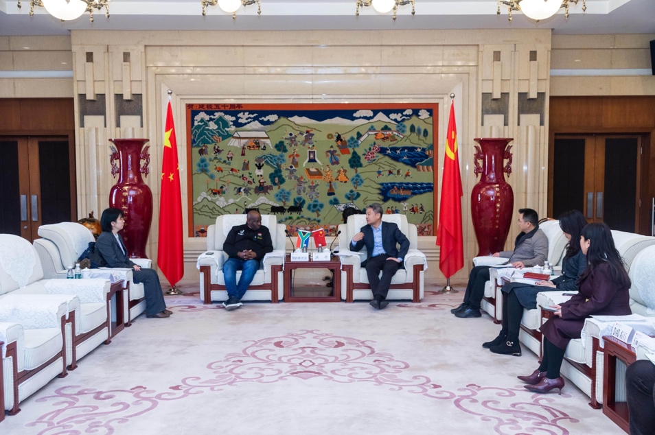 a9351370d09c41b6840a6d423979c1a7 a9351370d09c41b6840a6d423979c1a7